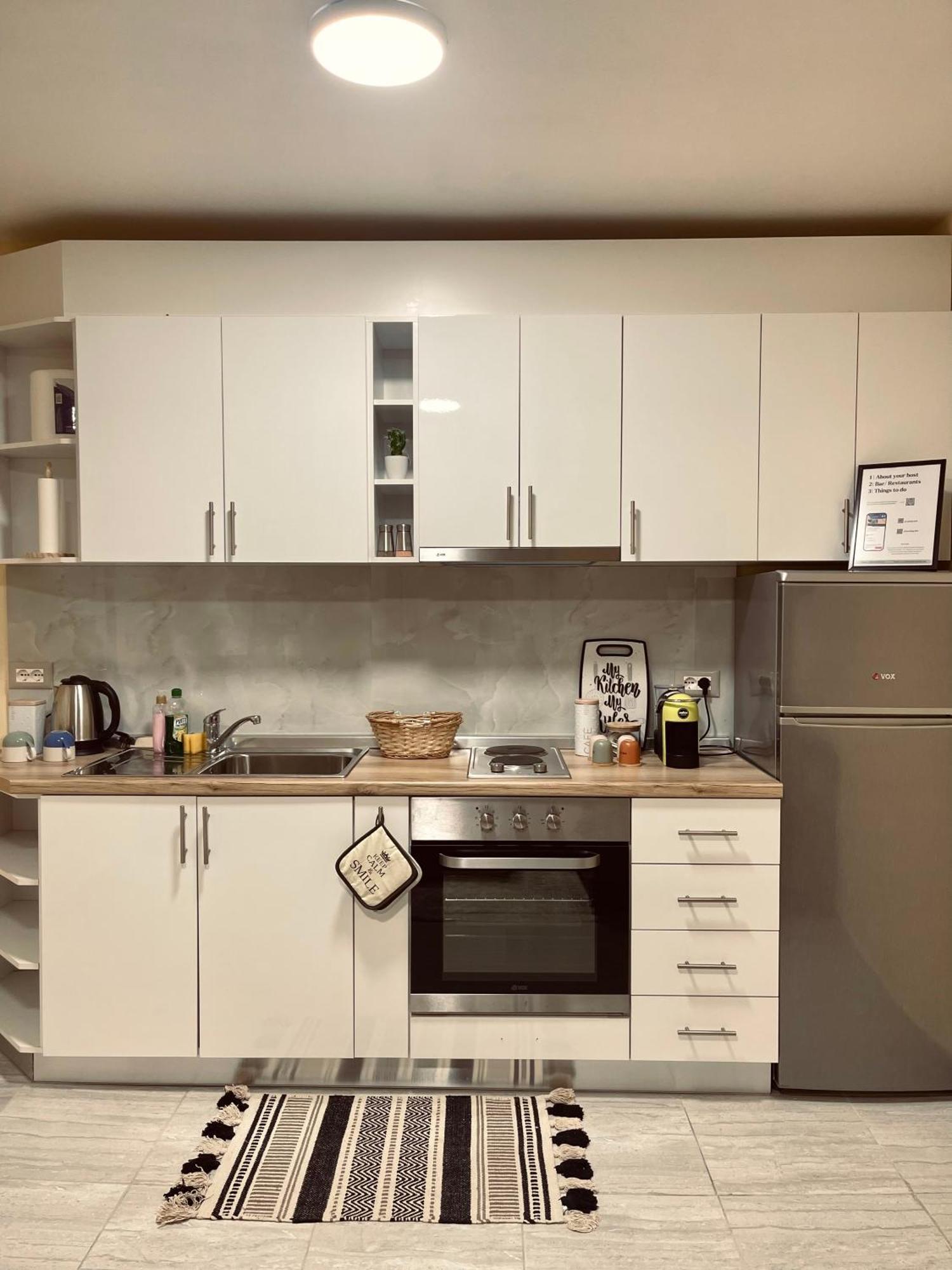 Urban Apartment In Blloku Tiranë Ngoại thất bức ảnh